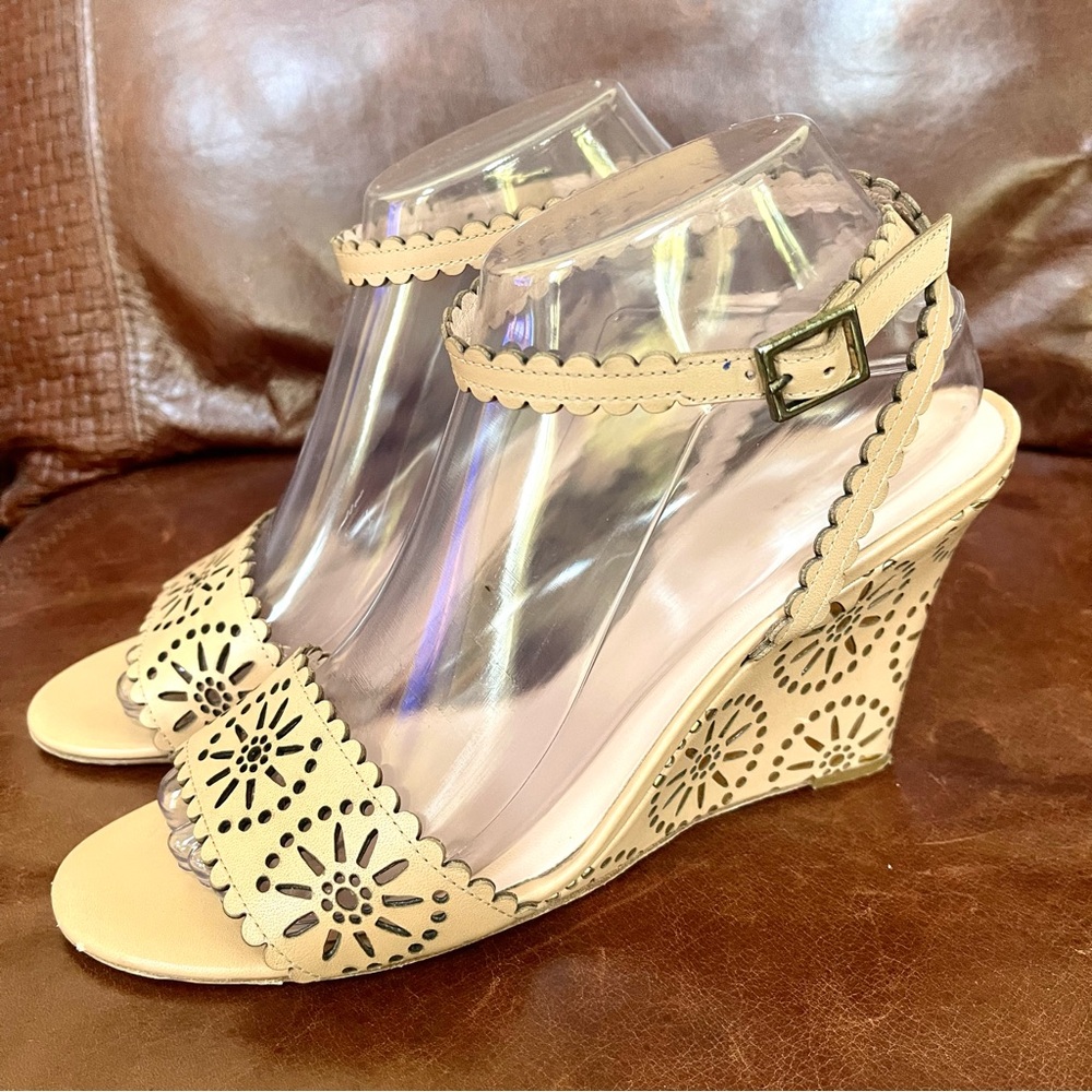 Women's Cream Laser-Cut Wedge Sandals - Elegant Scalloped Design
